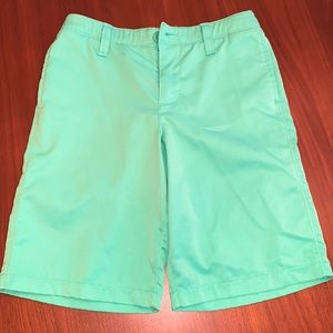 Under Armour Lime Green boys golf shorts size 10 loose fit